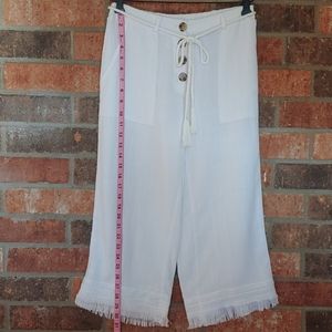 URBAN ROMANTICS LINEN CROP SMALL